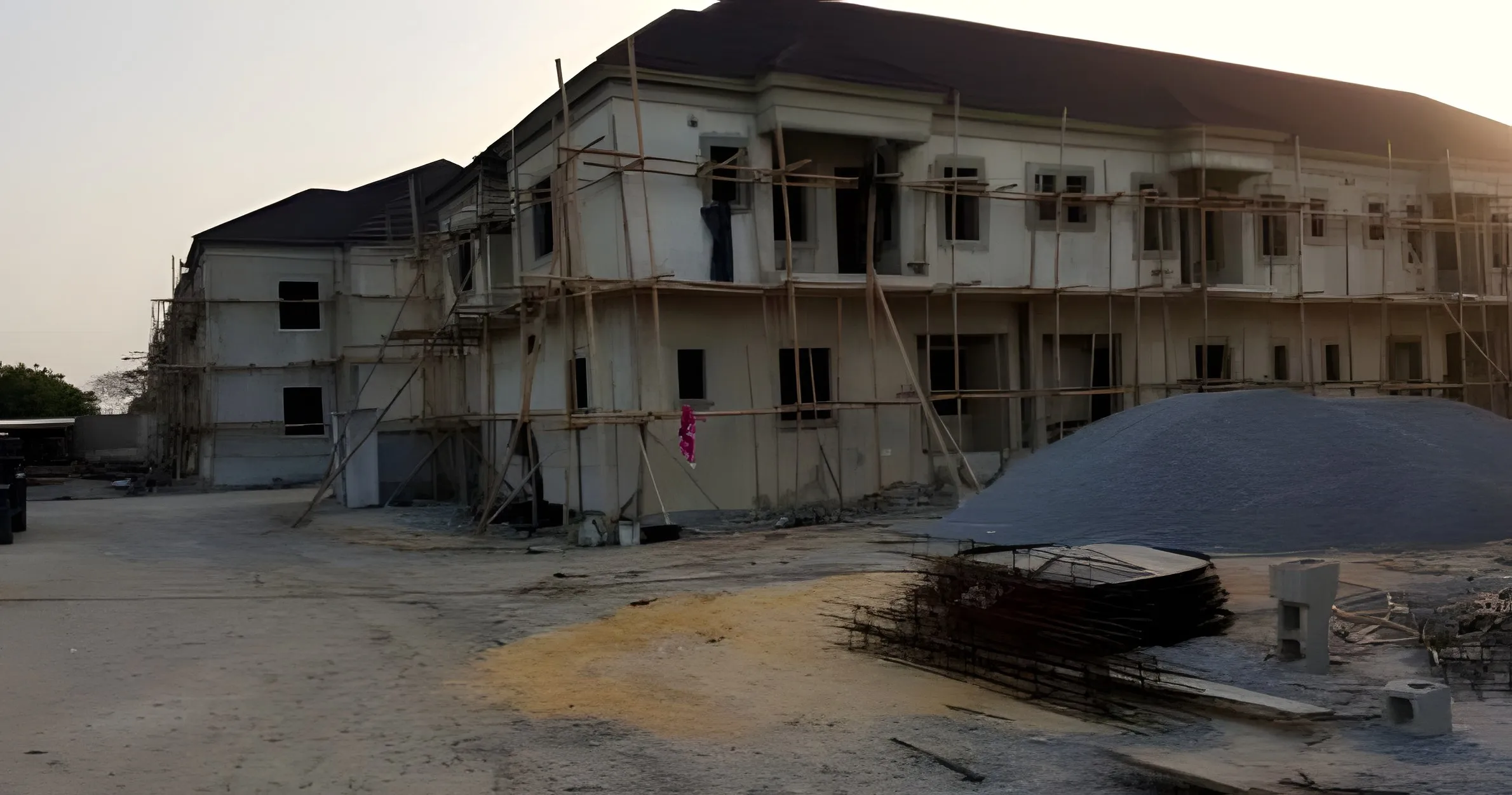 Site progress · Terrace blocks with scaffolding
